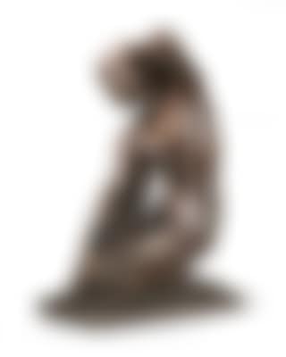 Knieende mit Badetuch - woman kneeling with towel (preview)
