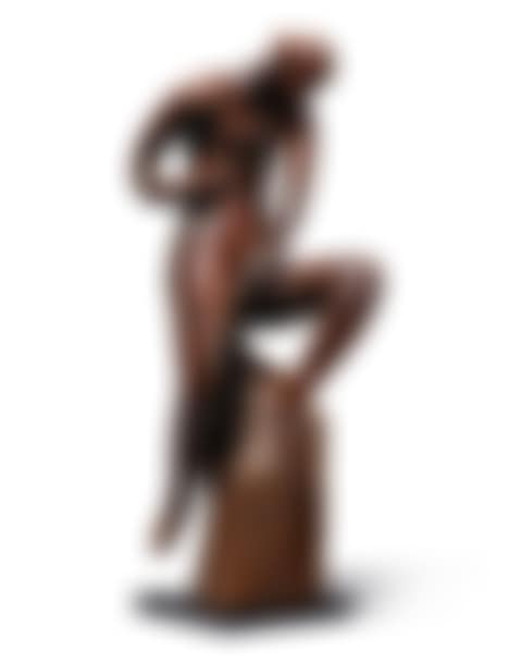 SEATED FEMALE FIGURE (preview)