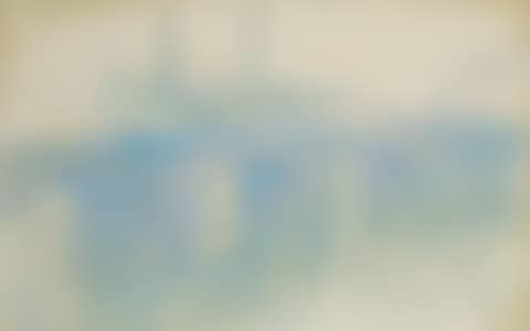 WATERLOO BRIDGE  (preview)