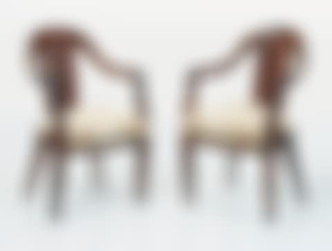 PAIRE DE FAUTEUILS 'PALETTE', VERS 1923-1924 (preview)