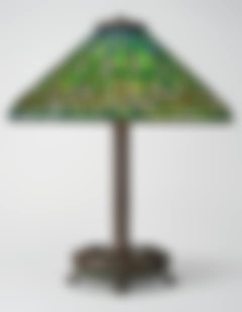 'ARROWHEAD' TABLE LAMP (preview)