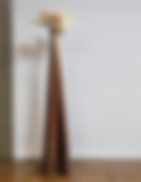 LAMPADAIRE SN31 DIT AUSSI LA RELIGIEUSE (preview)