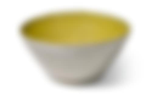 SMALL BOWL WITH YELLOW INTERIOR (preview)