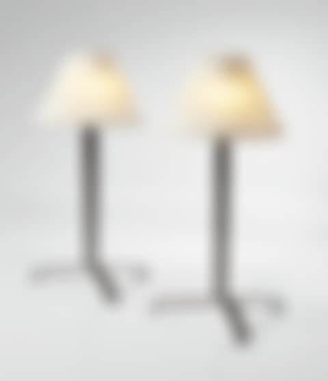 PAIR OF TRIPOD TABLE LAMPS (preview)