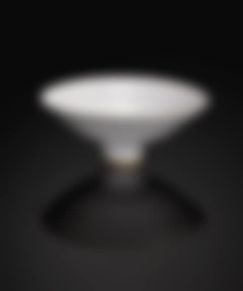 FOOTED BOWL WITH FLARING RIM (preview)