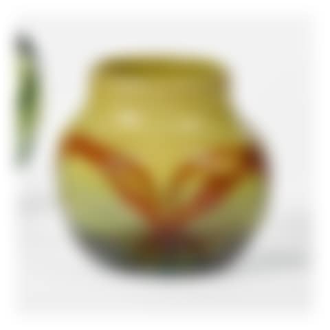 BLOWN-OUT CABINET VASE (preview)