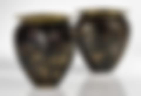 PAIR OF "COLLARETTE" VASES (preview)