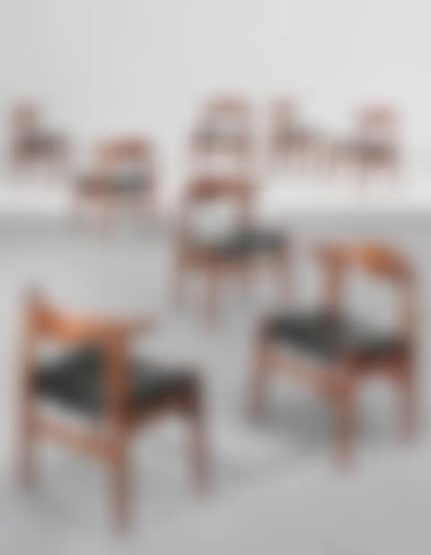 Set of eight 'Cowhorn' chairs, model no. JH 505 (preview)