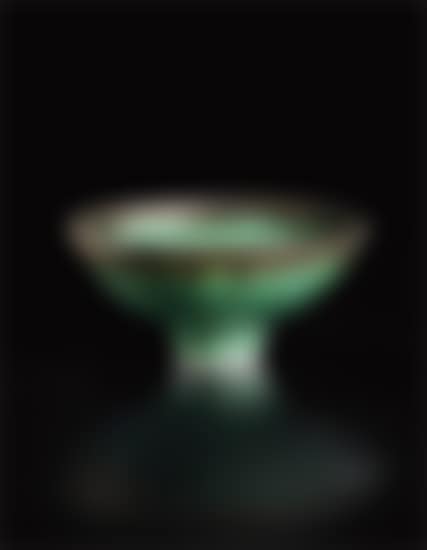 Footed bowl (preview)