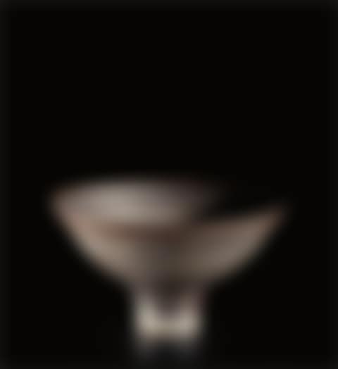 Footed bowl (preview)