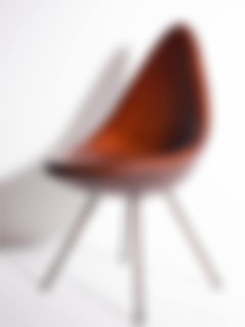 Chaise dite "Drop Chair" (preview)