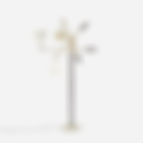 Three-arm floor lamp (preview)