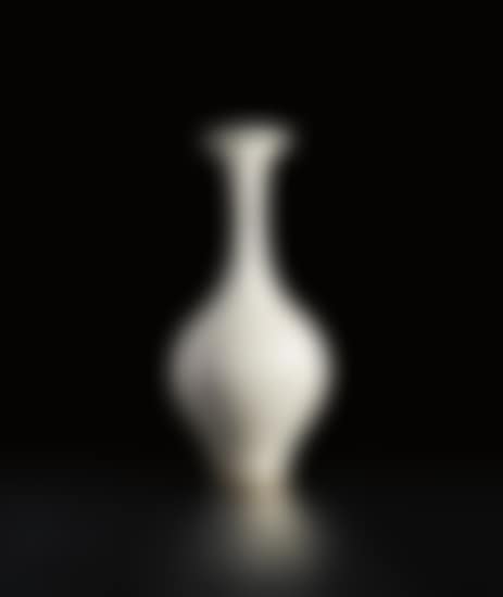 Swan-necked vase (preview)