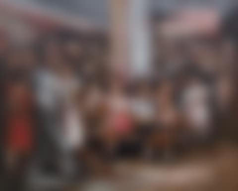 LA CANTINA (preview)
