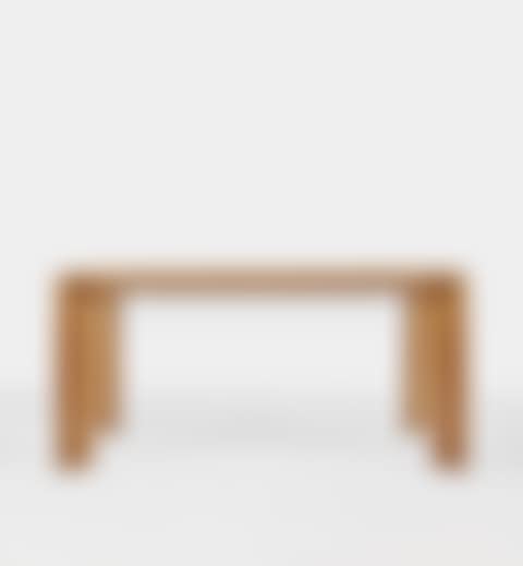 Dining table (preview)