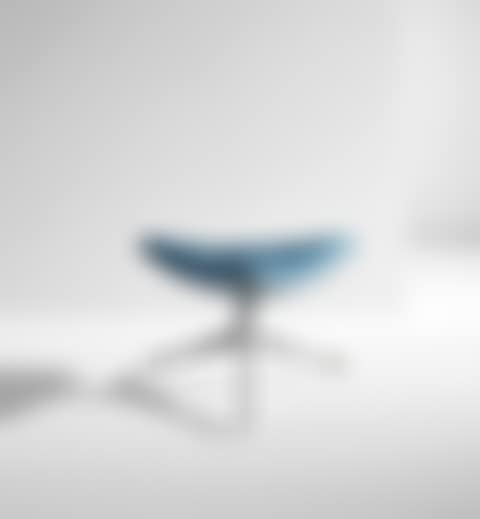 "Tri-symmetric" stool, model no. 504 (preview)