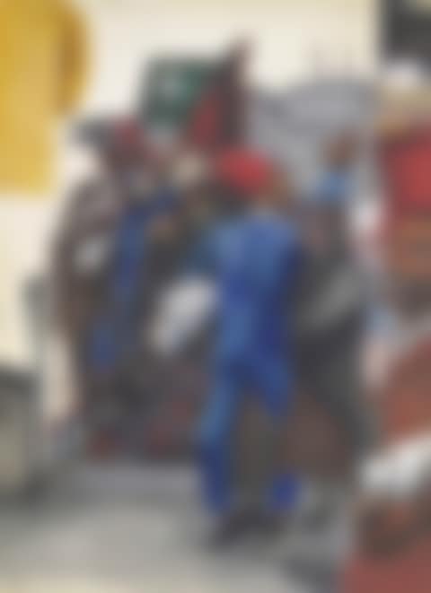 The Clothes Shop (Bazaar) (preview)