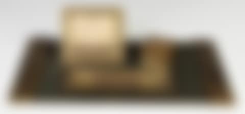Desk set (preview)