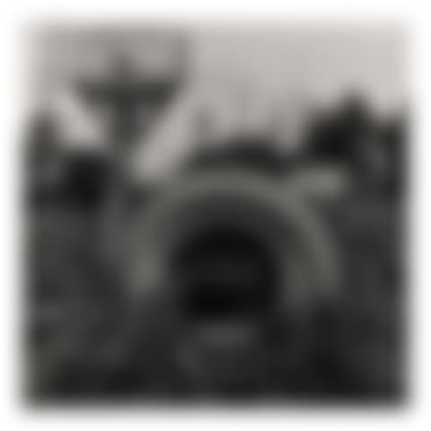 Mailbox and Tire (preview)