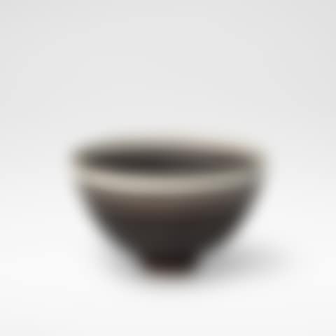Footed bowl (preview)