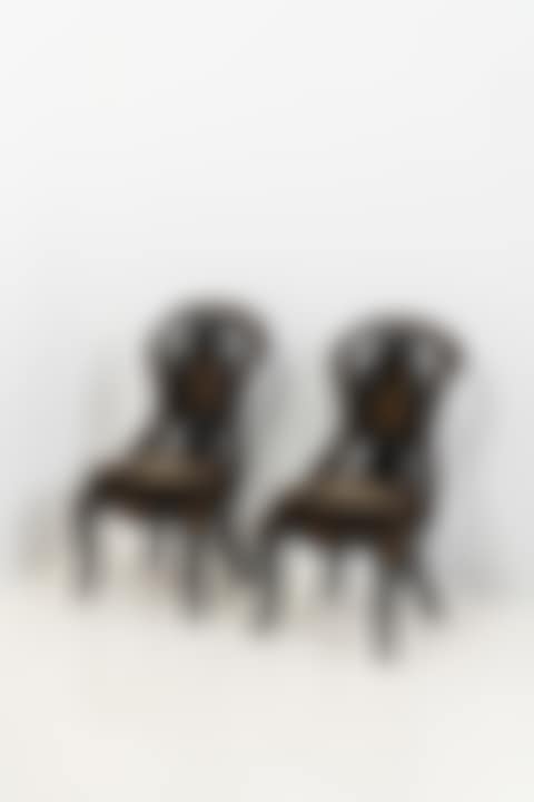 Pair of chairs with lyre-shaped backs (preview)
