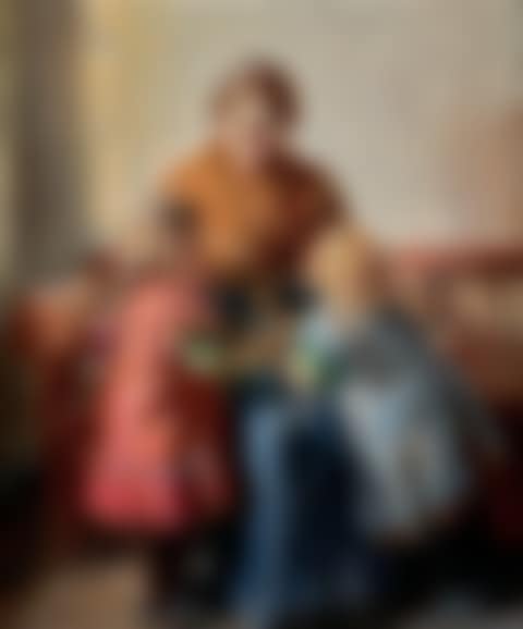 “Moder og Børn”. Interior with a mother and two little girls (preview)