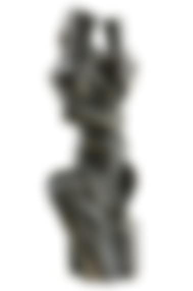 A woman with a child (preview)