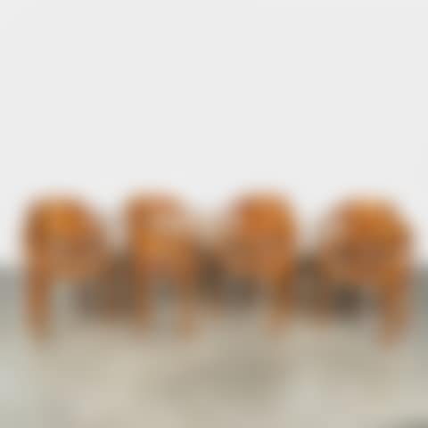 Ensemble de huit chaises (preview)