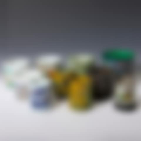 VARIETY OF CERAMIC BRUSH POTS 10 PIECES (preview)