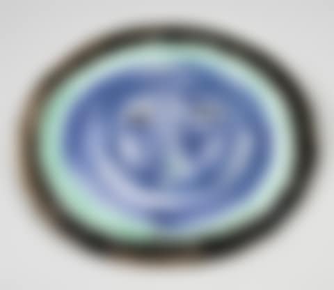 Visage dans un ovale (preview)