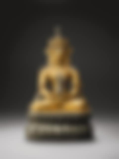 A GILT-BRONZE SITTING TIBETAN AMITAYUS <br/>15TH/16T1H CENTURY (preview)