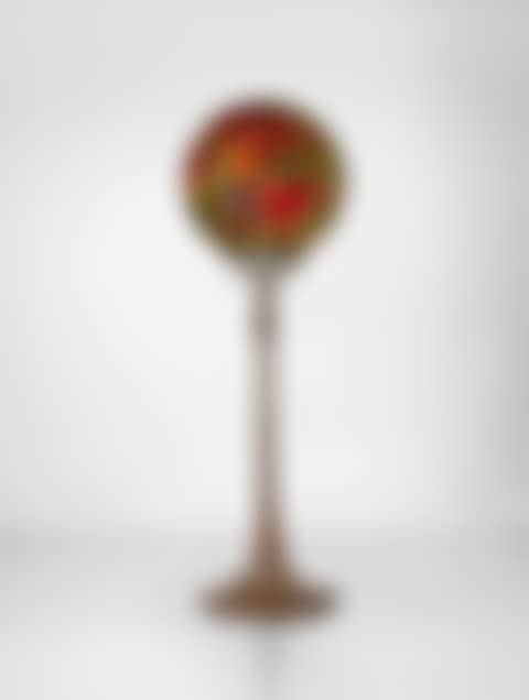 "Autumn Leaves Ball" Table Lamp (preview)