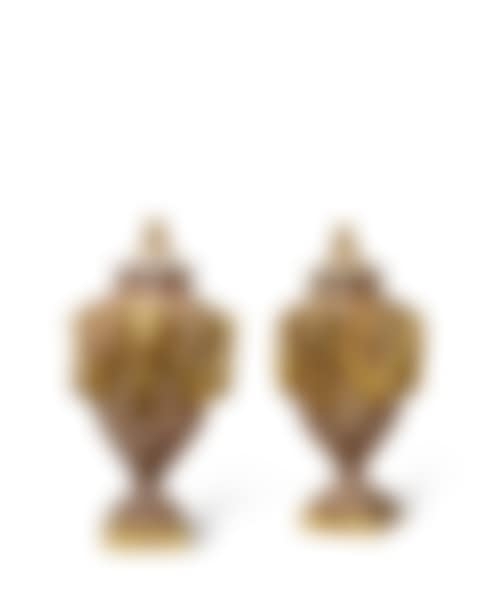 PAIRE DE VASES MONUMENTAUX DE STYLE LOUIS XVI  (preview)
