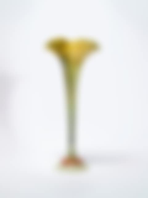 Flower Form Vase (preview)