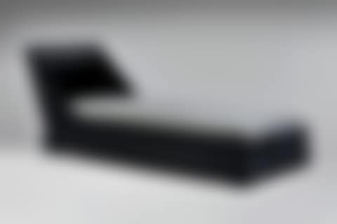 Unique "Bateau" Daybed for Nadine Oxnard (preview)