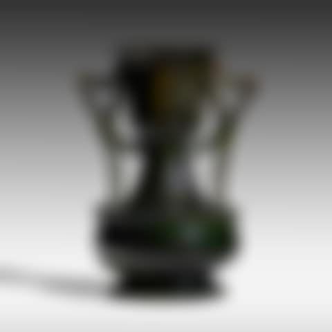 Exceptional vase (preview)