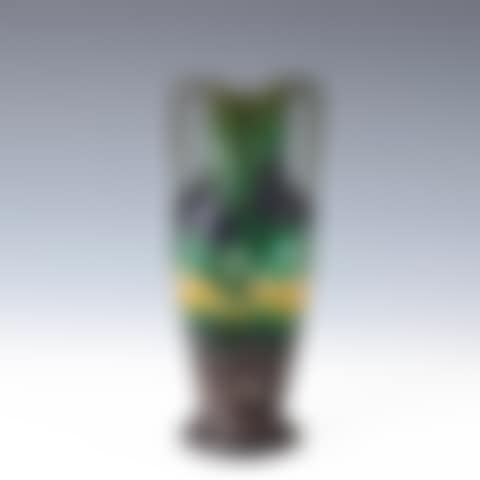 BLACKTHORN VASE (preview)