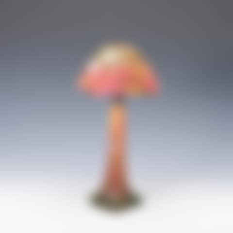 PEAR FLOWER TABLE LAMP (preview)