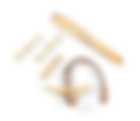 Ensemble de cinq objets, Alaska/Afrique comprenant un plioir, Inuit ; trois batônnets de jeu, Léga et un pendentif, probablement Nigéria | Five objects, Alaska/Africa (preview)
