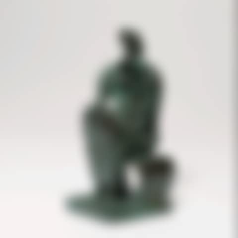 Seated figure (preview)