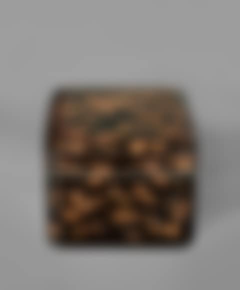 A LACQUER ACCESSORY BOX (TEBAKO)  (preview)