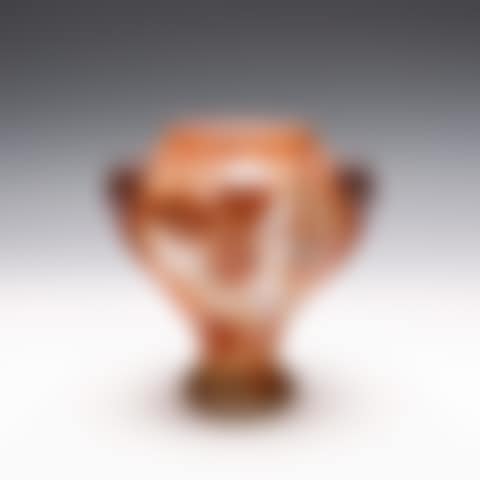 VASE WITH ROSE LEAF DESIGN (preview)