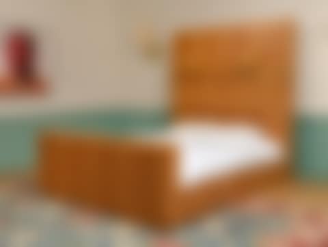 Bed (preview)