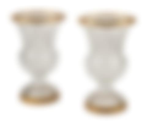 A Pair of Vases (preview)