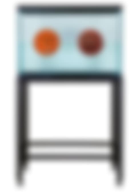 Two Ball 50/50 Tank (Spalding Dr. J Silver Series, Wilson Supershot) | 《半滿水缸，兩個籃球（Spalding Dr. J Silver 系列與 Wilson Supershot）》 (preview)