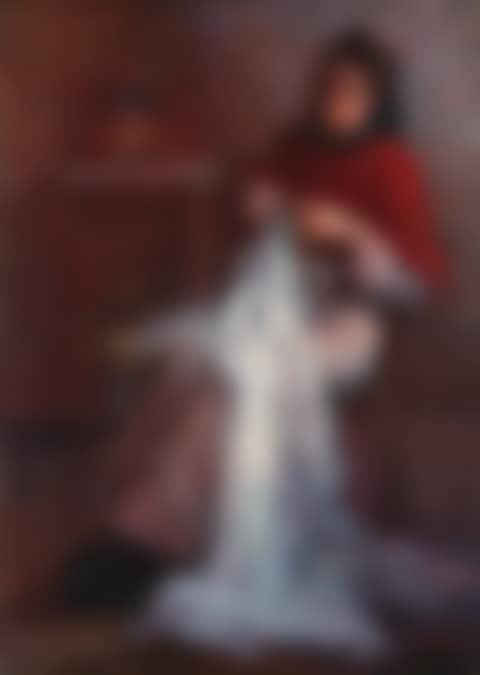 Donna che cuce (preview)