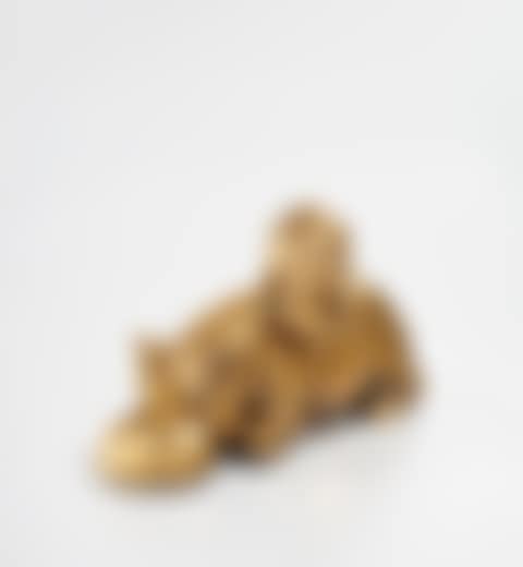 "Ippopotamo con piccolo" sculpture (preview)