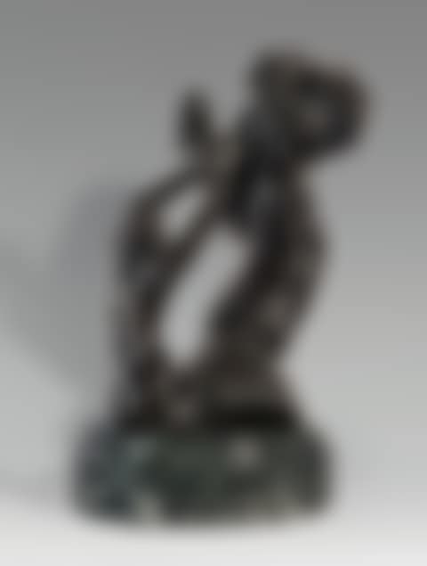 Main crispée gauche avec figure implorante (preview)