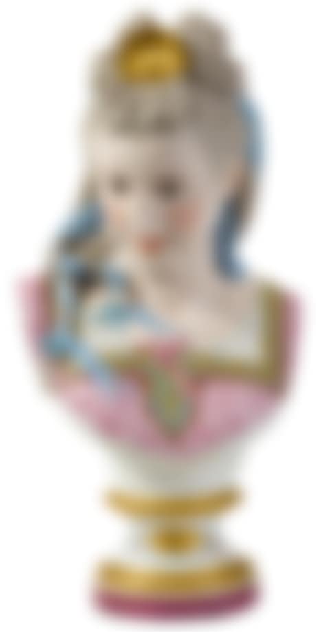 FRENCH BISQUE PORCELAIN BUST OF A MAIDEN (preview)
