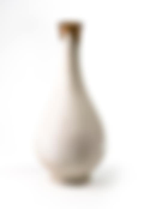 White Porcelain Bottle (preview)